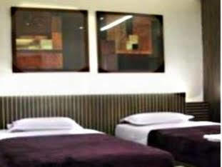 כלכותה Hotel Victerrace Regency מראה חיצוני תמונה
